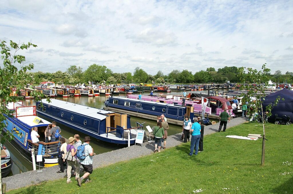 yacht show uk